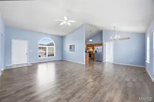 105 Hillcrest Ct, St Robert, MO 65584 - Photo 7