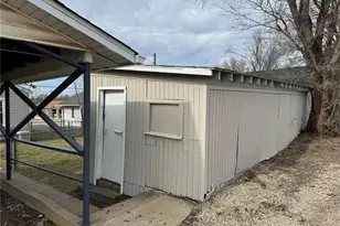 802 N Desloge Dr, Desloge, MO 63601 - Photo 5