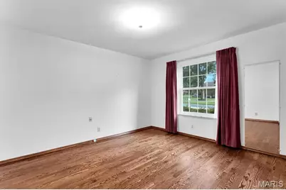5837 Oak Forest Lane, Saint Louis, MO 63128 - Photo 15