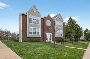 1327 Holgate Dr, Ballwin, MO 63021 - Photo 3