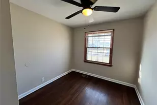 10518 Ewell Dr, Saint Louis, MO 63137 - Photo 11