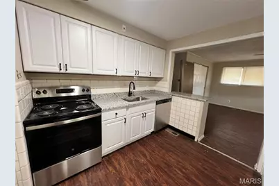 10518 Ewell Drive, Saint Louis, MO 63137 - Photo 9