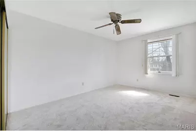 15575 Clover Ridge Drive, Chesterfield, MO 63017 - Photo 33