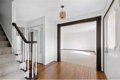 15575 Clover Ridge Drive, Chesterfield, MO 63017 - Photo 11