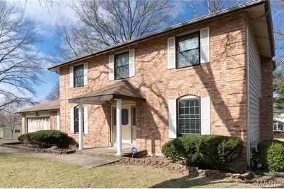 15575 Clover Ridge Drive, Chesterfield, MO 63017 - Photo 3