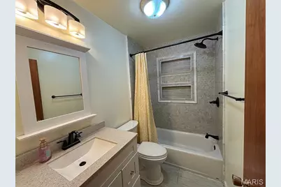 710 N Maple Street, Vandalia, MO 63382 - Photo 17