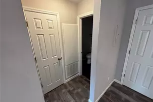 1606 Willow Wren Ct, Florissant, MO 63033 - Photo 7