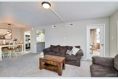 7 Fairways Circle #E, Saint Charles, MO 63303 - Photo 9