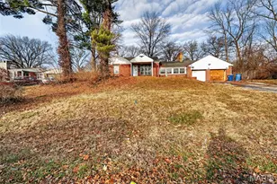 9859 Scottdale Dr, Saint Louis, MO 63136 - Photo 7