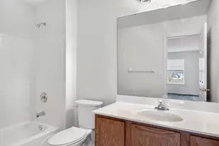 624 Hawk Run Dr, O'Fallon, MO 63368 - Photo 39