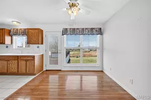 624 Hawk Run Dr, O'Fallon, MO 63368 - Photo 11