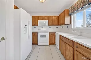 624 Hawk Run Dr, O'Fallon, MO 63368 - Photo 17