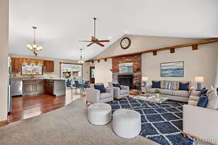 605 Rauch Dr, Saint Charles, MO 63301 - Photo 7