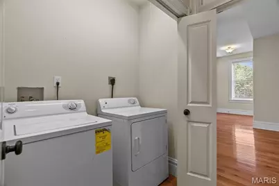 2805 Wyoming Street, Saint Louis, MO 63118 - Photo 17