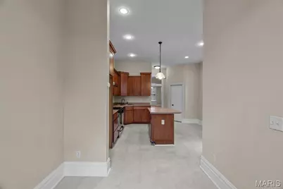 2805 Wyoming Street, Saint Louis, MO 63118 - Photo 9