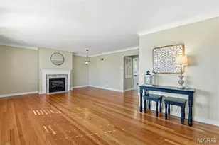 10643 Charrette Dr, Saint Louis, MO 63123 - Photo 3