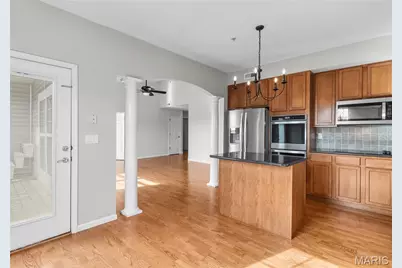 1 Monarch Trace Court #301, Chesterfield, MO 63017 - Photo 9