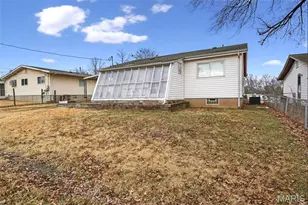 520 Queen Ann Dr, Hazelwood, MO 63042 - Photo 39