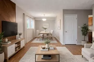 10632 Glen Garry Rd, Saint Louis, MO 63137 - Photo 3