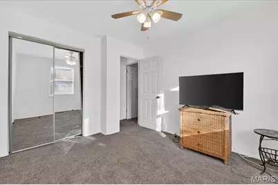 1054 Willow Brook Drive, Saint Louis, MO 63146 - Photo 9