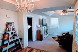 402 Phillips St, Cuba, MO 65453 - Photo 5