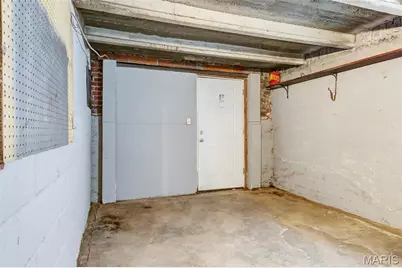 7039 Plymouth Avenue, University City, MO 63130 - Photo 35