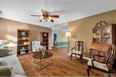 1057 Hidden Ridge Trail, Unincorporated, MO 63088 - Photo 3