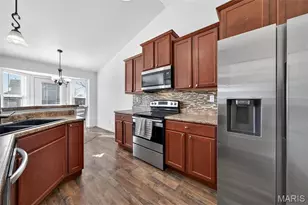 417 Marble Fields Dr, Wentzville, MO 63385 - Photo 9