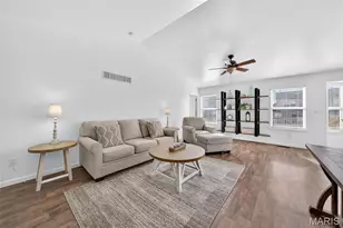 417 Marble Fields Dr, Wentzville, MO 63385 - Photo 3