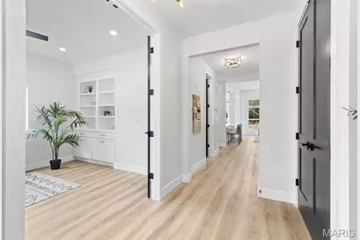 403 Rayburn Avenue, Saint Louis, MO 63127 - Photo 3