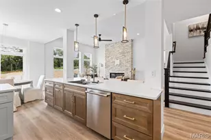 403 Rayburn Ave, Saint Louis, MO 63127 - Photo 13