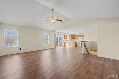 3503 Bedford Falls Court S, Wentzville, MO 63385 - Photo 5