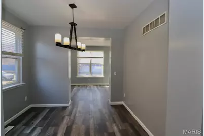 1212 S 13th Street, Saint Louis, MO 63104 - Photo 9