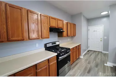 1212 S 13th Street, Saint Louis, MO 63104 - Photo 11