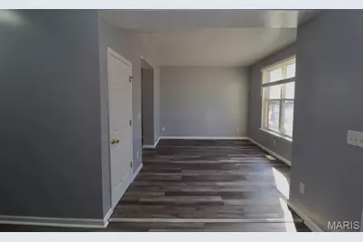 1212 S 13th Street, Saint Louis, MO 63104 - Photo 3