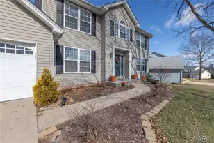 5013 Royal Burgess Dr, Saint Peters, MO 63304 - Photo 3