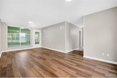 10067 Springwood Drive, Ladue, MO 63124 - Photo 11