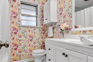 10067 Springwood Dr, Ladue, MO 63124 - Photo 15