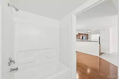 914 Saravalle Drive, Saint Charles, MO 63376 - Photo 19