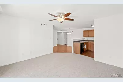 914 Saravalle Drive, Saint Charles, MO 63376 - Photo 13