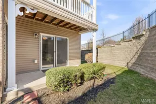 914 Saravalle Dr, Saint Charles, MO 63376 - Photo 33