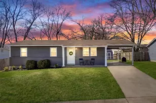 5 Cedar Ct, Saint Charles, MO 63301 - Photo 1