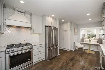 815 Brookside Drive, Glendale, MO 63122 - Photo 11