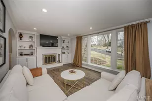 815 Brookside Dr, Glendale, MO 63122 - Photo 5