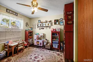 1048 Patience Dr, Florissant, MO 63034 - Photo 25