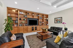 9998 Litzsinger Rd, Ladue, MO 63124 - Photo 17