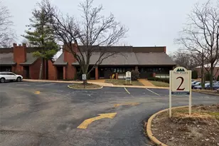 4 The Pines Ct, Chesterfield, MO 63141 - Photo 9