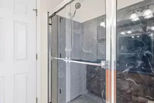 135 Emerald Isle Ln, Wentzville, MO 63385 - Photo 37