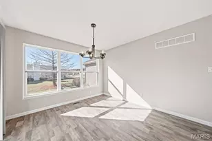 135 Emerald Isle Ln, Wentzville, MO 63385 - Photo 9