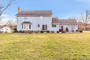 440 Country Ridge Dr, Saint Charles, MO 63304 - Photo 17